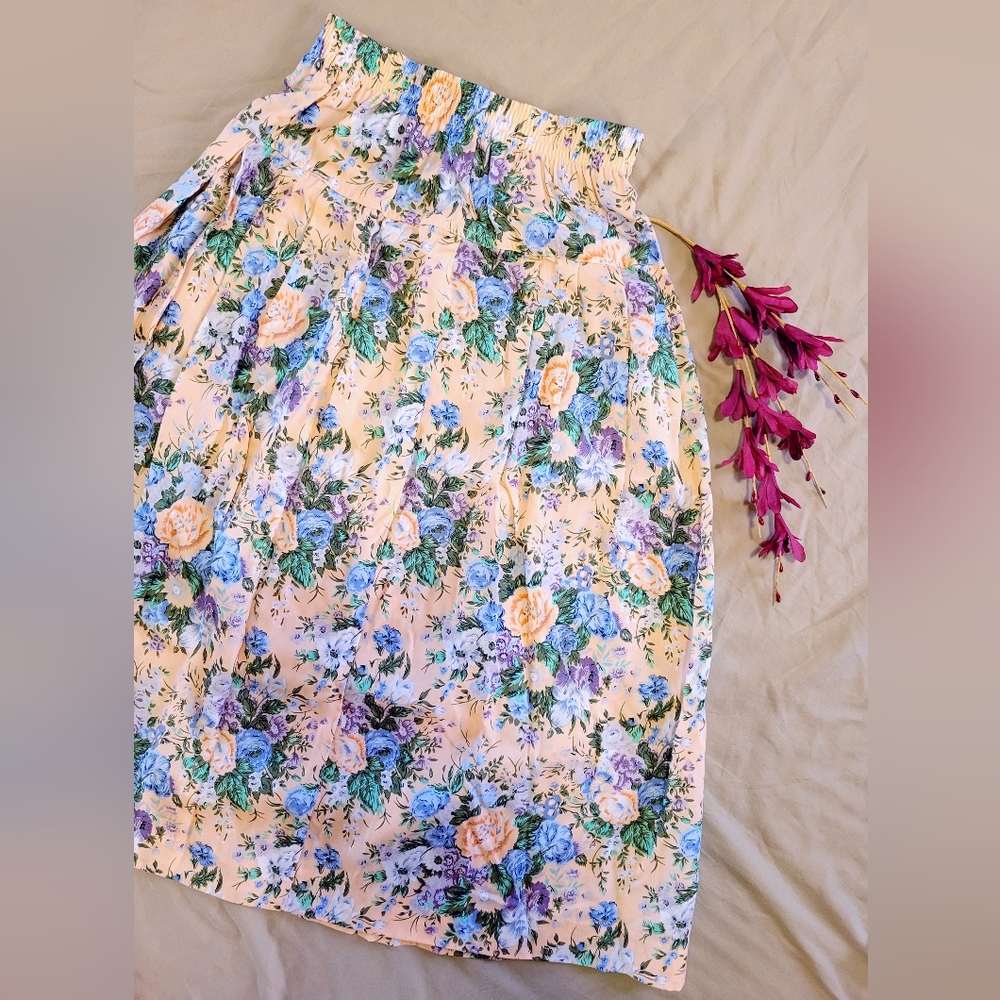 Leslie Fay Petite Pastel Floral Skirt